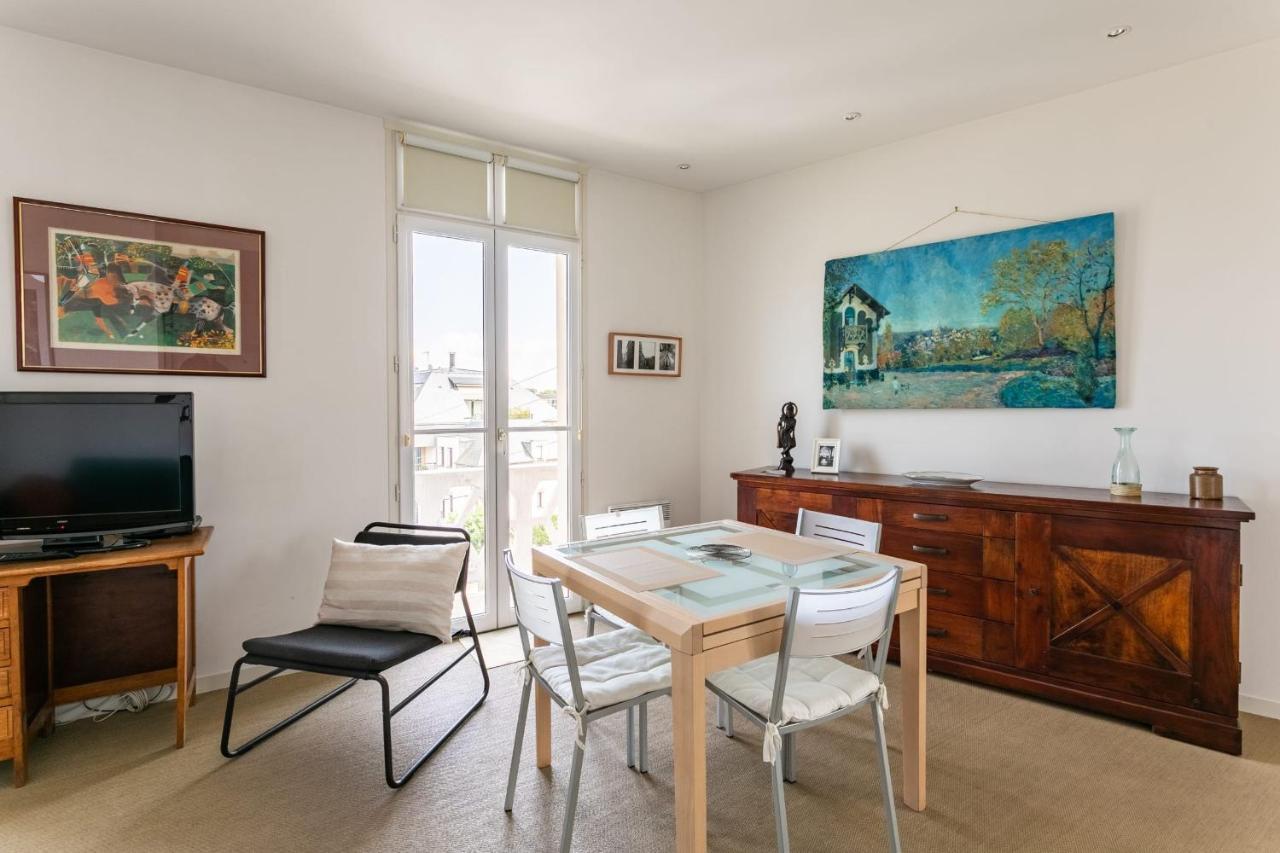 Апартаменты Mimosa - Beau T2 Proche Du Centre Et Des Plages Динар Экстерьер фото